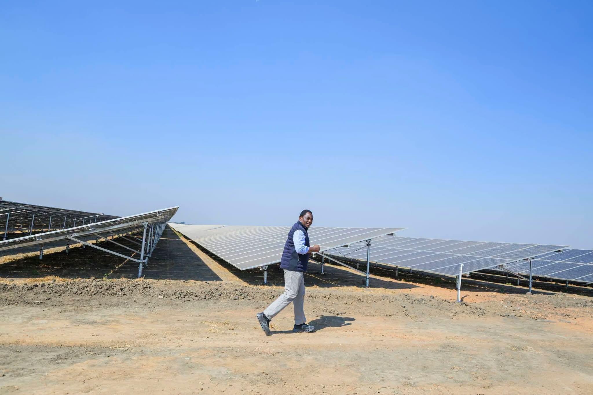 President Hichilema Commissions 200MW Solar Power Plant in Chisamba